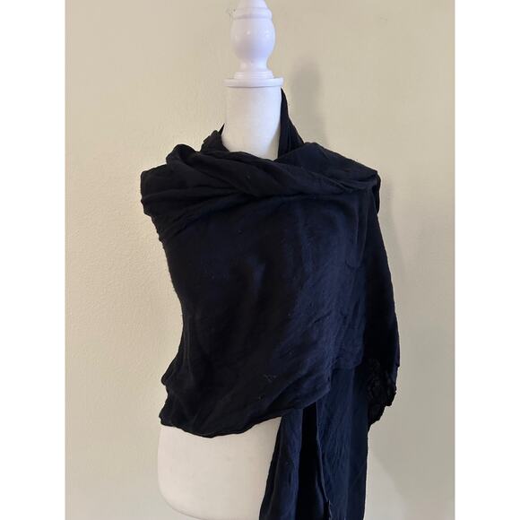Cejon Scarf Black Tassel Hem Shawl Wrap Rayon OS Winter Comfortcore - Picture 2 of 7